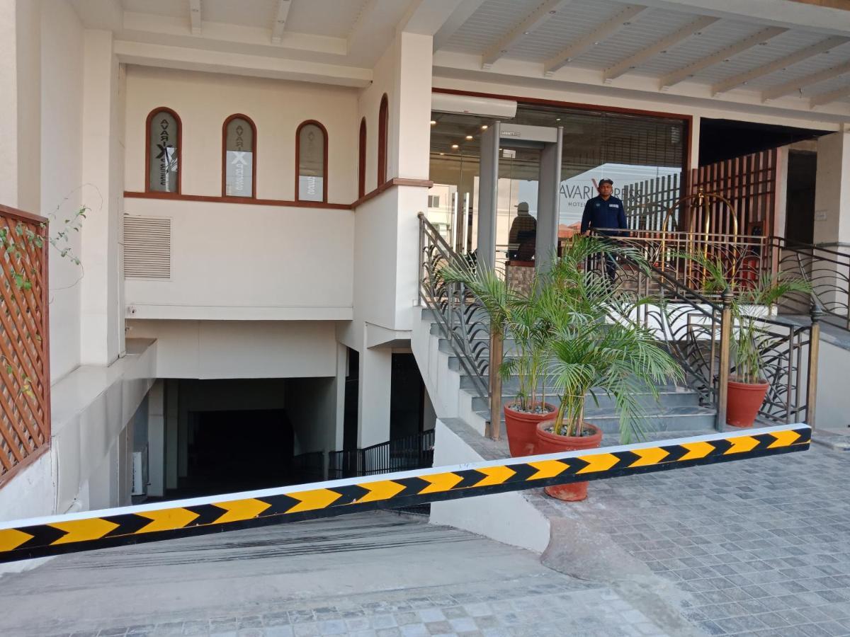 Avari Xpress Faisalabad Exterior photo